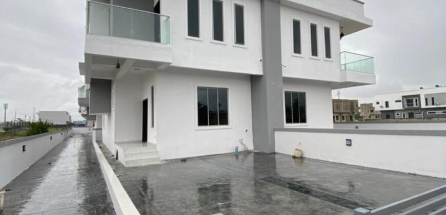 4 Bedroom Semi-Detached Duplex
