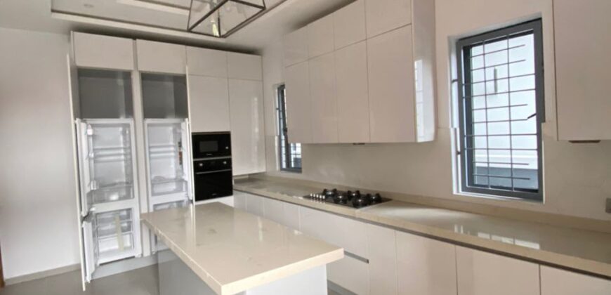 Luxury 4bedrooms Terrace with Bq