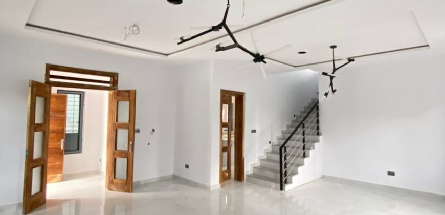 Luxury 4bedrooms Terrace with Bq