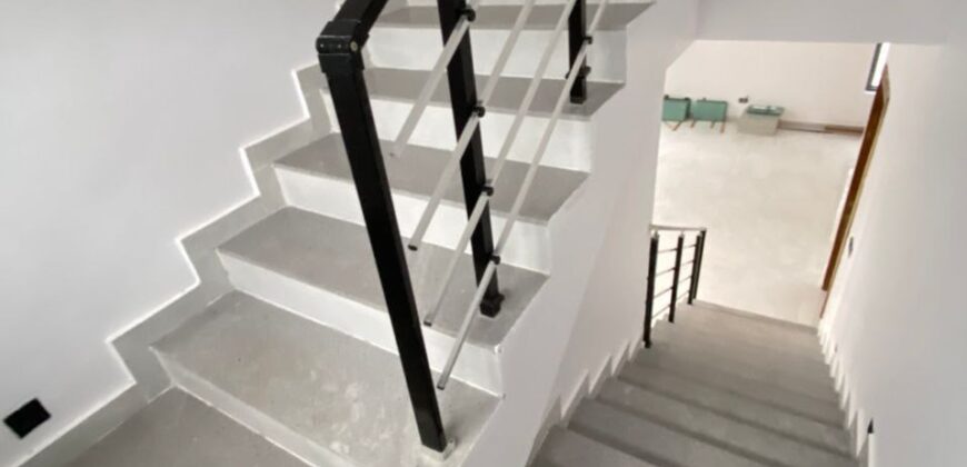 Luxury 4bedrooms Terrace with Bq