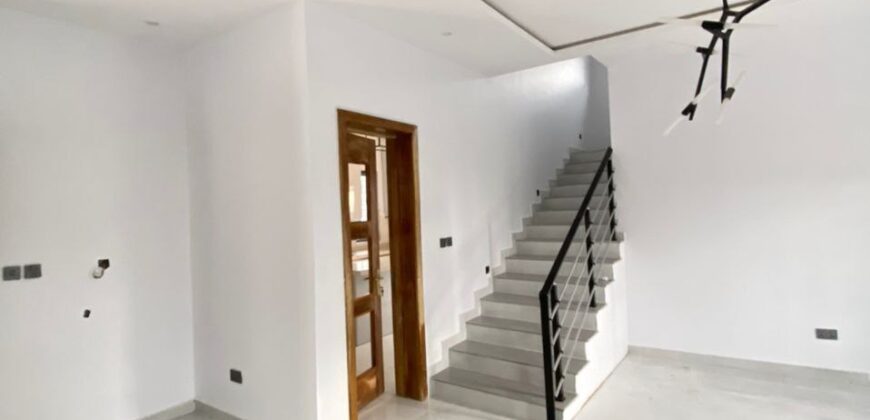 Luxury 4bedrooms Terrace with Bq