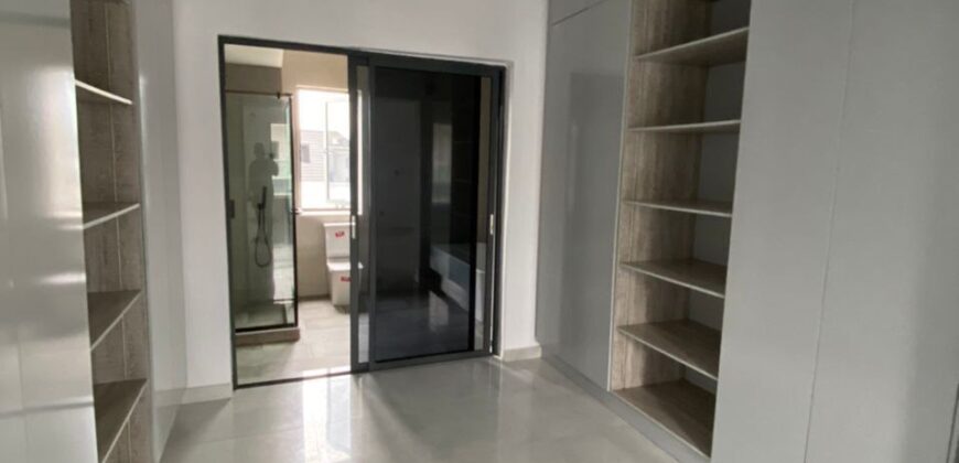 Luxury 4bedrooms Terrace with Bq