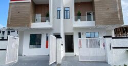 N250m Ikate lekki Luxurious Spacious Duplex