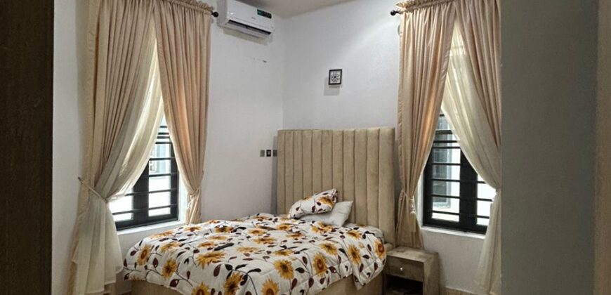 BEDROOM FURNISHED SEMI DETACHED DUPLEX FOR RENT !!!