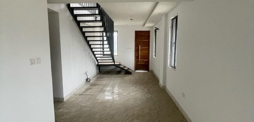 OPTIMUM 4 BEDROOM MAISONETTE DUPLEXES WITH BALCONIES IN EVERY ROOMS