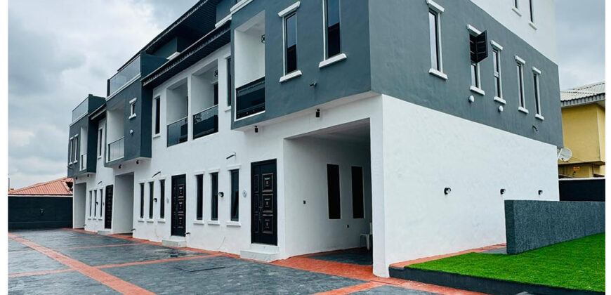 200m elegantly built magodo 4 bedroom luxurious terrace duplex